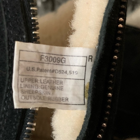 ⚜️SALE⚜️ UGG Mayfaire Boots - Picture 10 of 10